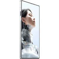 Nubia RedMagic 11 Pro 12GB/256GB китайская версия (серебристый) Image #3